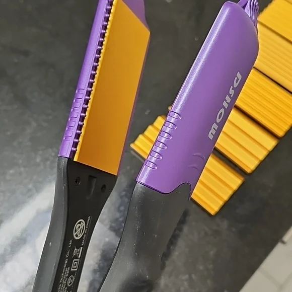 Hair Crimper/straightener with Interchangeable Plates - Picture 4 of 5